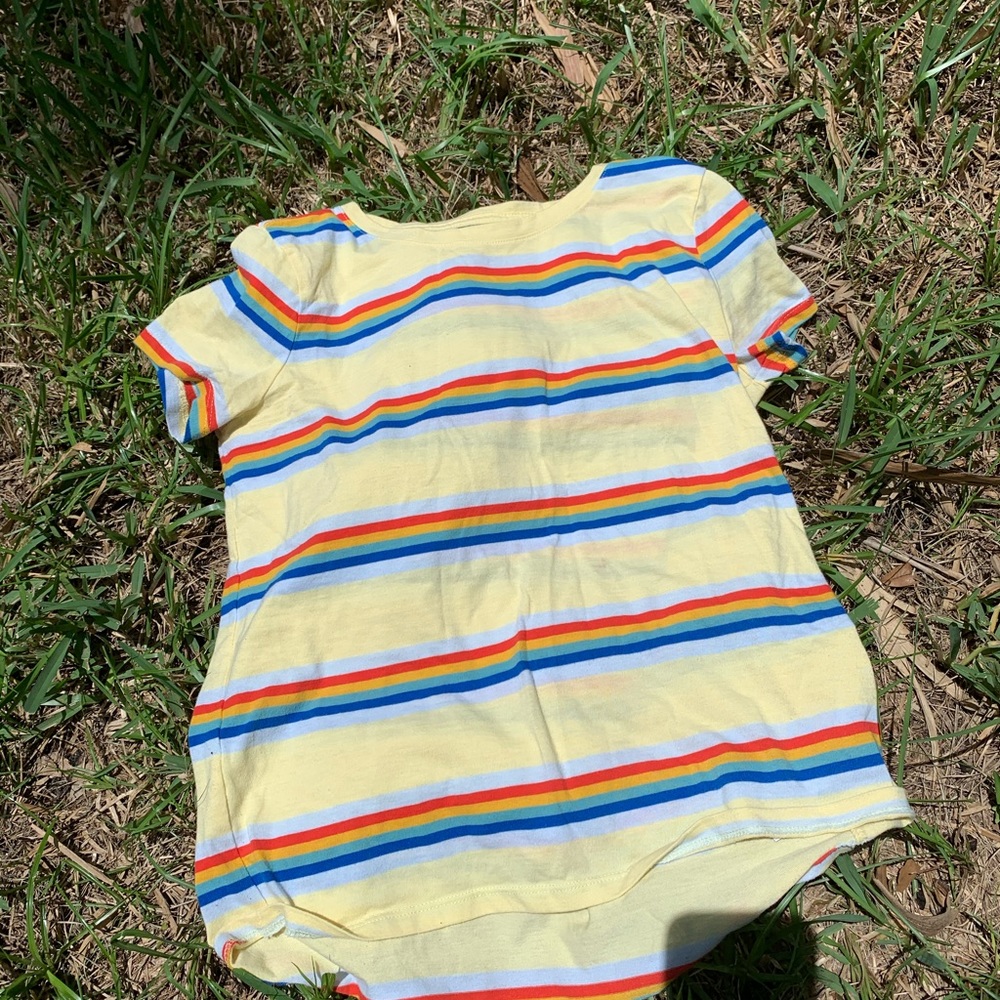 kids rainbow tee 🌈